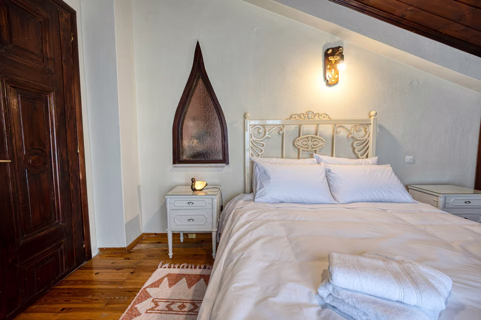 Loft bedroom detail